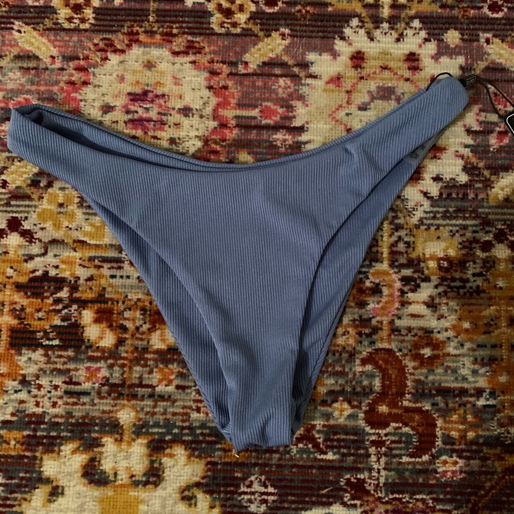 Blue Ribbed Bikini Set - Picture 2 of 4